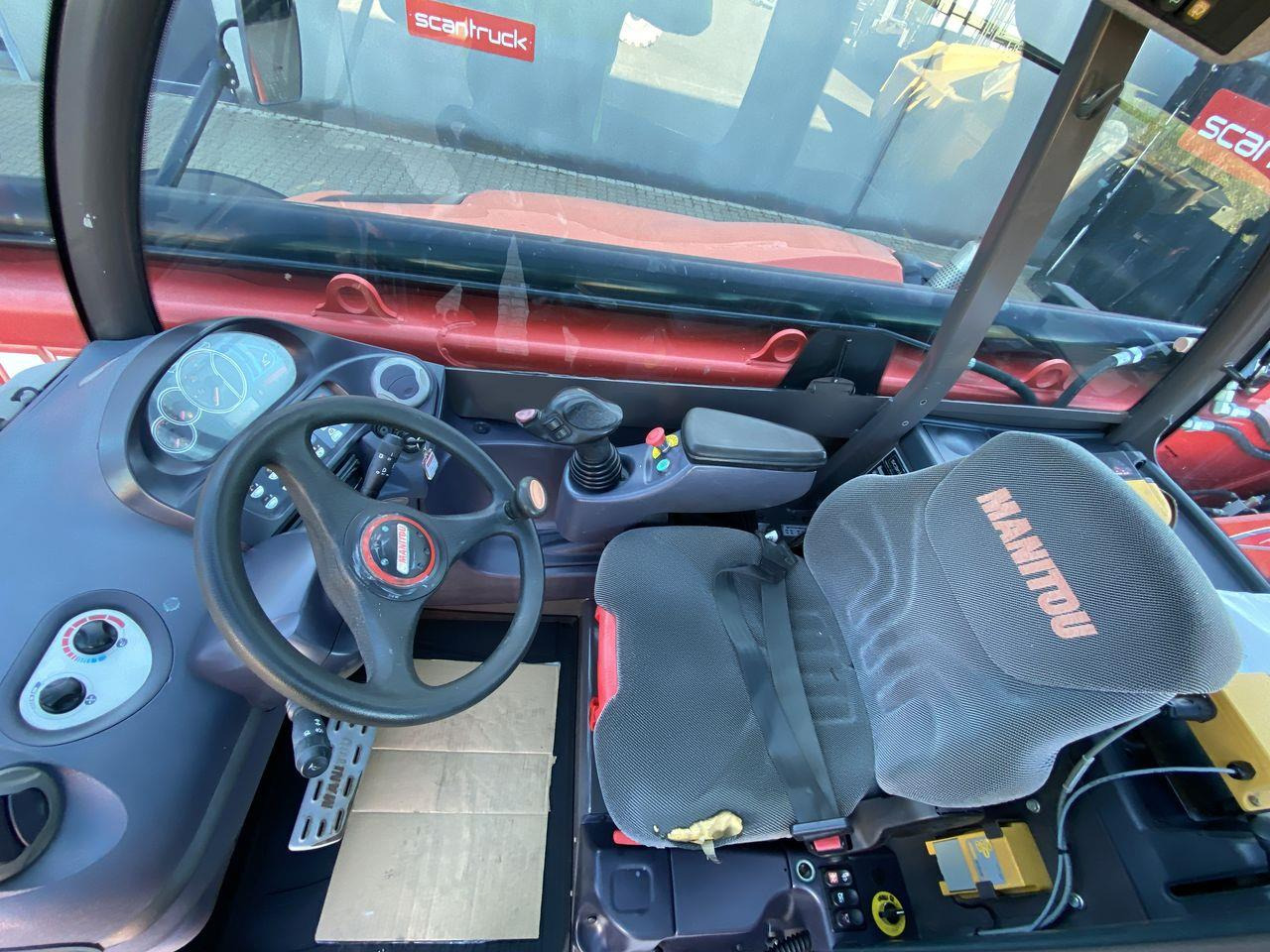 Manitou MT1440A ST3B - Teleskooplaadur: pilt 3 Manitou MT1440A ST3B - Teleskooplaadur: pilt 3