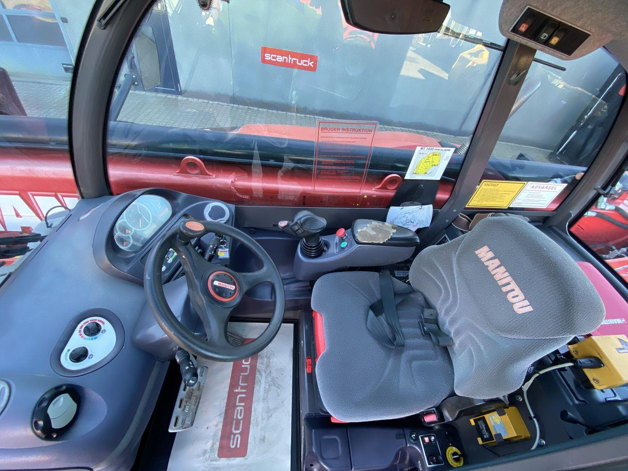 Manitou MT1440A ST3B - Teleskooplaadur: pilt 3 Manitou MT1440A ST3B - Teleskooplaadur: pilt 3