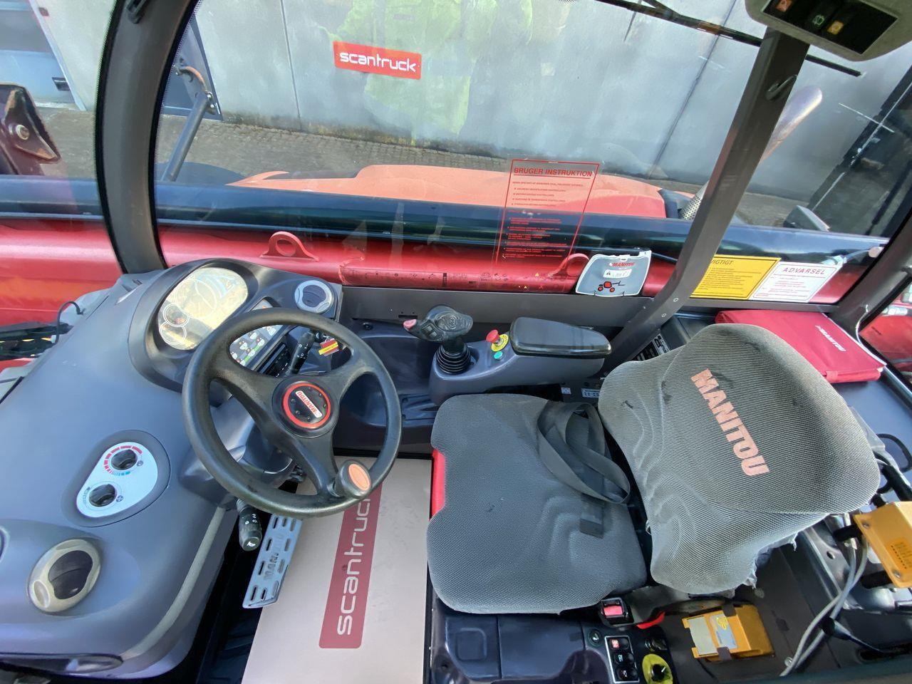 Manitou MT1440A ST3B - Teleskooplaadur: pilt 3 Manitou MT1440A ST3B - Teleskooplaadur: pilt 3