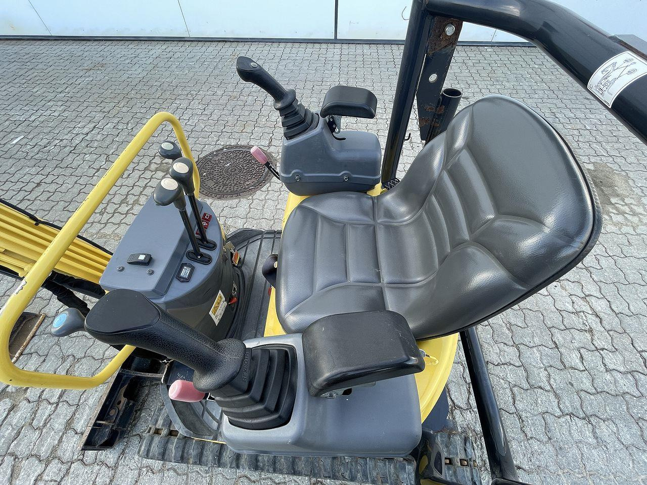 Yanmar VIO12 - Miniekskavaator: pilt 3 Yanmar VIO12 - Miniekskavaator: pilt 3