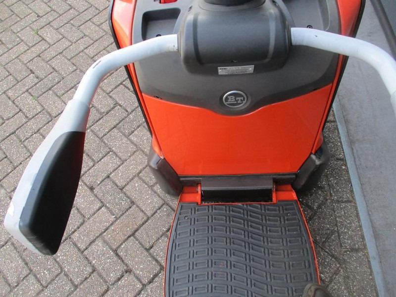 BT LPE200 - Kaubaaluste tõstuk: pilt 5 BT LPE200 - Kaubaaluste tõstuk: pilt 5