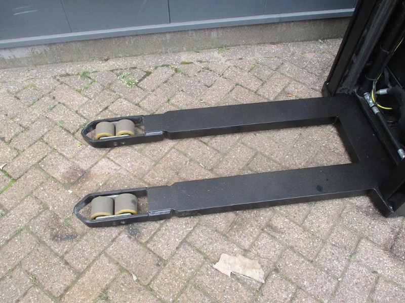 Kaubaaluste tõstuk BT SPE125: pilt 11 Kaubaaluste tõstuk BT SPE125: pilt 11