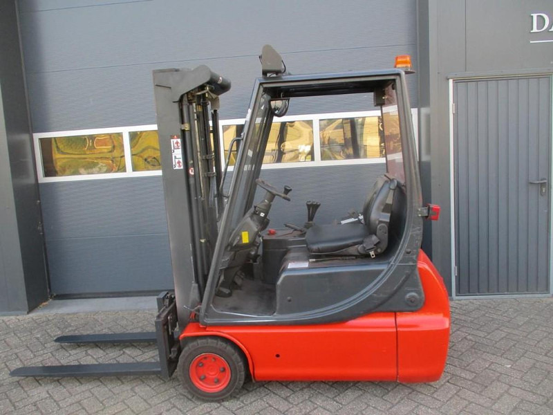 Linde E 16C - Elektritõstuk: pilt 1 Linde E 16C - Elektritõstuk: pilt 1