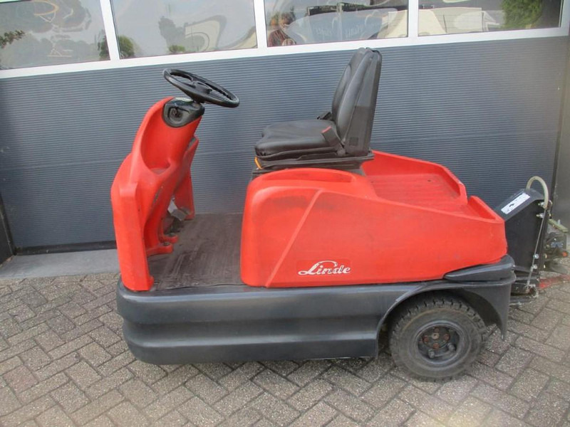 Linde P 60 - Puksiirtraktor: pilt 3 Linde P 60 - Puksiirtraktor: pilt 3