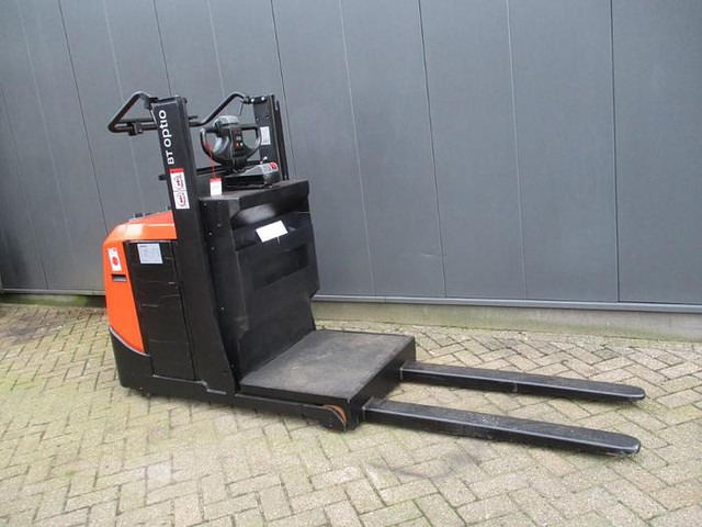 Toyota OSE 100W - Tellimusekoostur: pilt 2 Toyota OSE 100W - Tellimusekoostur: pilt 2
