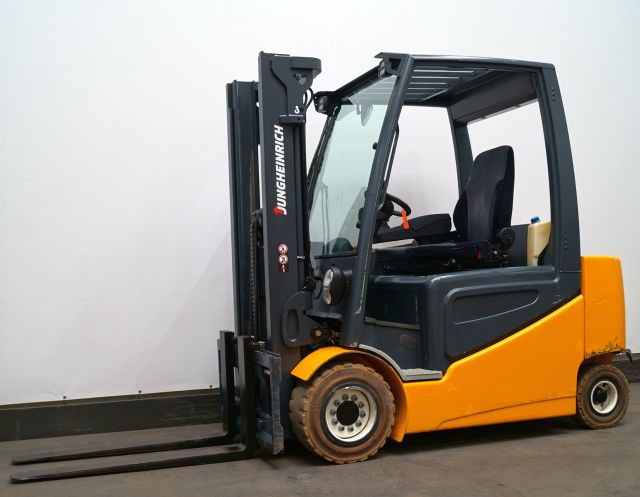 Jungheinrich EFG430 - Elektritõstuk: pilt 1 Jungheinrich EFG430 - Elektritõstuk: pilt 1