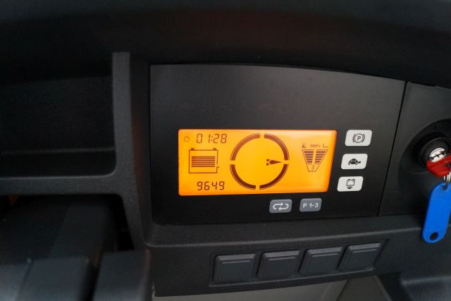 Jungheinrich ETV214 - Lükandmastiga tõstuk: pilt 4 Jungheinrich ETV214 - Lükandmastiga tõstuk: pilt 4