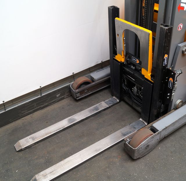 Jungheinrich ETV216 - Lükandmastiga tõstuk: pilt 3 Jungheinrich ETV216 - Lükandmastiga tõstuk: pilt 3