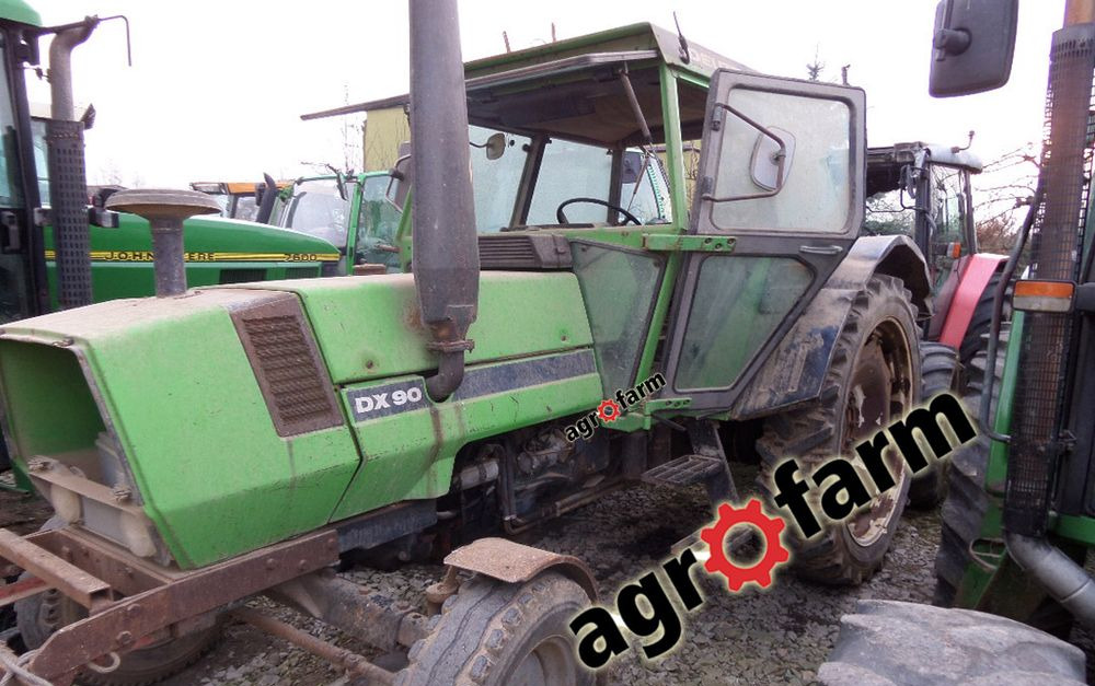 Deutz DX 90 80 skrzynia biegów zębatka silnik most zwolnica wał - Käigukast - Põllutööseade: pilt 1 Deutz DX 90 80 skrzynia biegów zębatka silnik most zwolnica wał - Käigukast - Põllutööseade: pilt 1