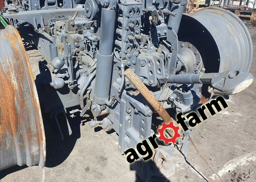 John Deere 6195R 6190 6R most wał blok skrzynia obudowa zwolnica - Käigukast - Põllutööseade: pilt 2 John Deere 6195R 6190 6R most wał blok skrzynia obudowa zwolnica - Käigukast - Põllutööseade: pilt 2