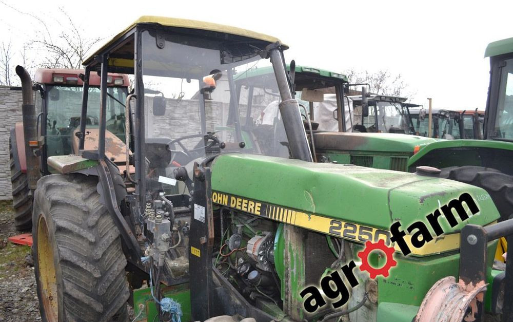 John Deere części używane 2250 2450 2650 2850 silnik most skrzynia zwolnica piasta zębatka koło oś - Käigukast - Põllutööseade: pilt 1 John Deere części używane 2250 2450 2650 2850 silnik most skrzynia zwolnica piasta zębatka koło oś - Käigukast - Põllutööseade: pilt 1