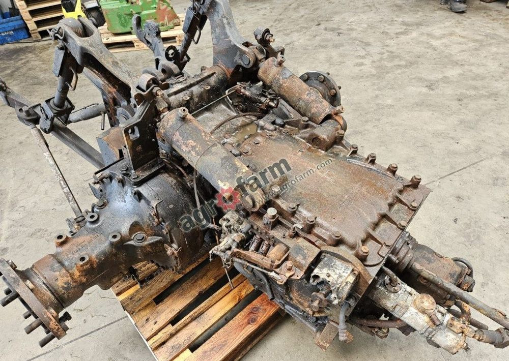 MOST TYLNY I SKRZYNIA BIEGÓW FENDT 716 - Käigukast: pilt 3 MOST TYLNY I SKRZYNIA BIEGÓW FENDT 716 - Käigukast: pilt 3