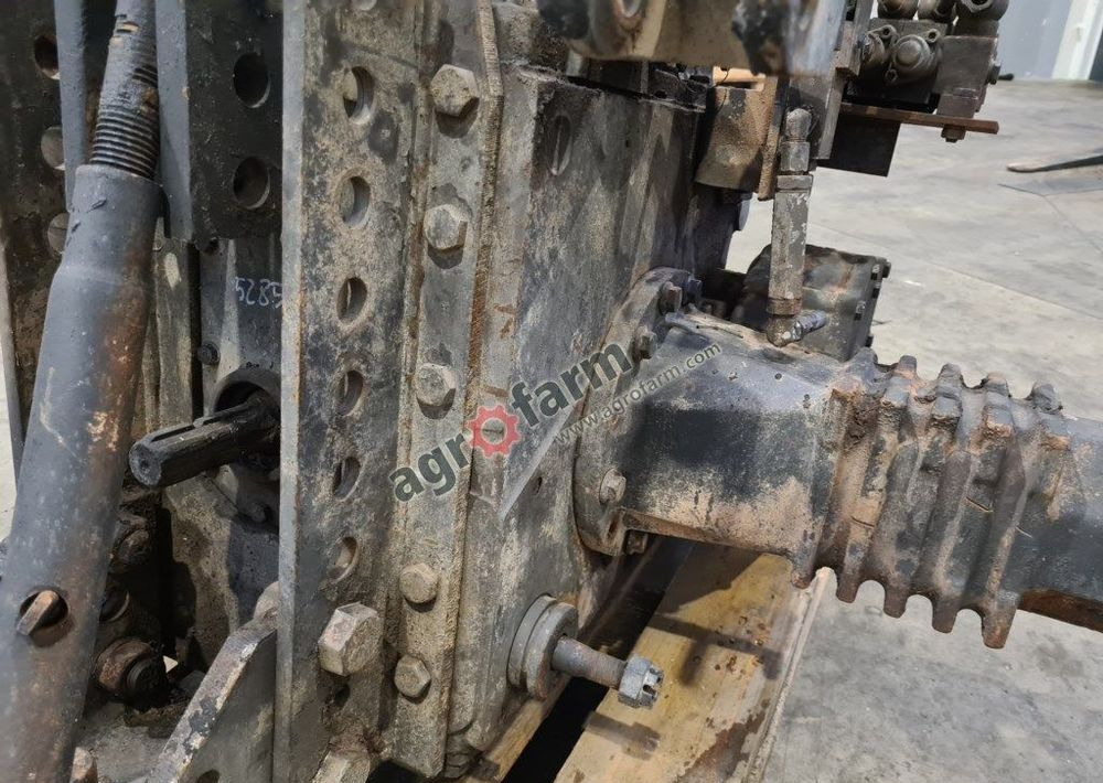 MOST TYLNY RENAULT CERES 85 - Tagatelg: pilt 4 MOST TYLNY RENAULT CERES 85 - Tagatelg: pilt 4