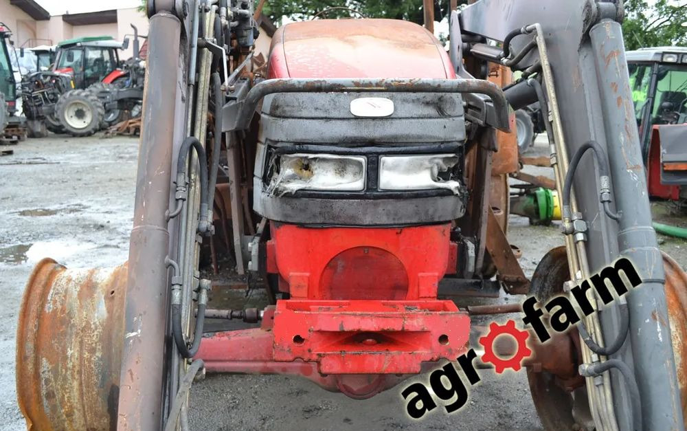 McCormick MC 115 110 skrzynia most silnik piasta zwolnica obudowa - Käigukast - Põllutööseade: pilt 2 McCormick MC 115 110 skrzynia most silnik piasta zwolnica obudowa - Käigukast - Põllutööseade: pilt 2