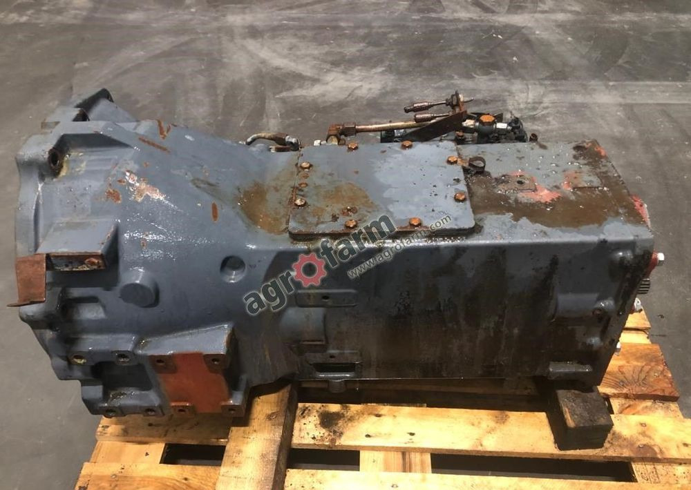 SKRZYNIA BIEGÓW NEW HOLLAND 8160 5164693 - Käigukast: pilt 3 SKRZYNIA BIEGÓW NEW HOLLAND 8160 5164693 - Käigukast: pilt 3