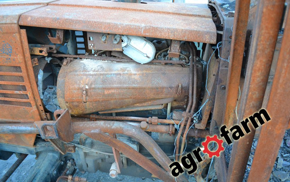 Same Centurion 75 silnik skrzynia biegów most zwolnica oś wał - Käigukast - Põllutööseade: pilt 4 Same Centurion 75 silnik skrzynia biegów most zwolnica oś wał - Käigukast - Põllutööseade: pilt 4