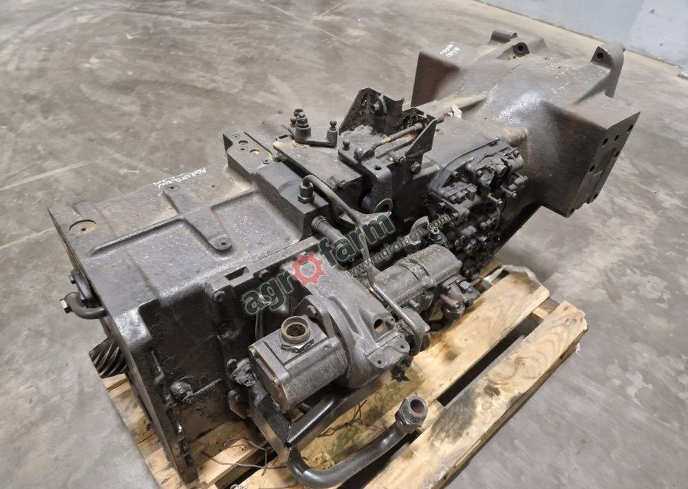 Skrzynia biegów Deutz Agrotron M410 2093301069 - Käigukast: pilt 1 Skrzynia biegów Deutz Agrotron M410 2093301069 - Käigukast: pilt 1