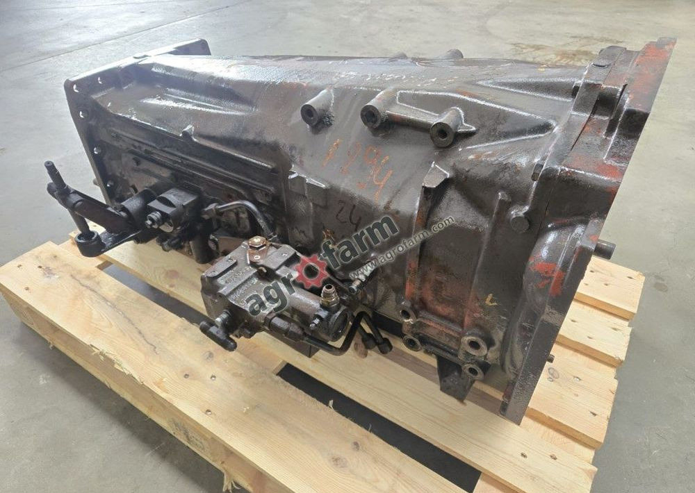 Skrzynia biegów Massey Ferguson 6180, Dynashift - Käigukast: pilt 4 Skrzynia biegów Massey Ferguson 6180, Dynashift - Käigukast: pilt 4