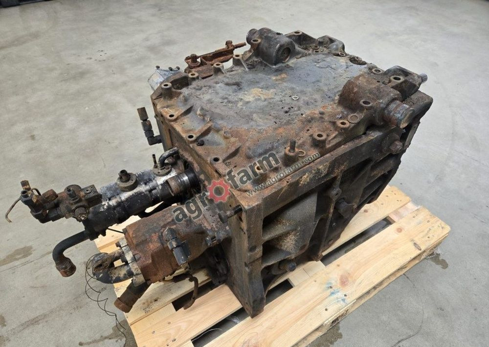 Skrzynia biegów Massey Ferguson 6614, Vario ML130 - Käigukast: pilt 2 Skrzynia biegów Massey Ferguson 6614, Vario ML130 - Käigukast: pilt 2