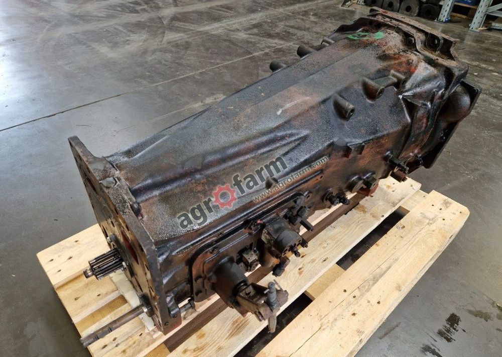 Skrzynia biegów Speedshift Massey Ferguson 6180 - Käigukast: pilt 3 Skrzynia biegów Speedshift Massey Ferguson 6180 - Käigukast: pilt 3