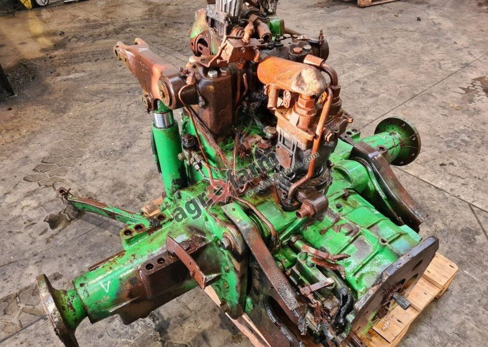 Tylny most John Deere 6300 - Käigukast: pilt 1 Tylny most John Deere 6300 - Käigukast: pilt 1