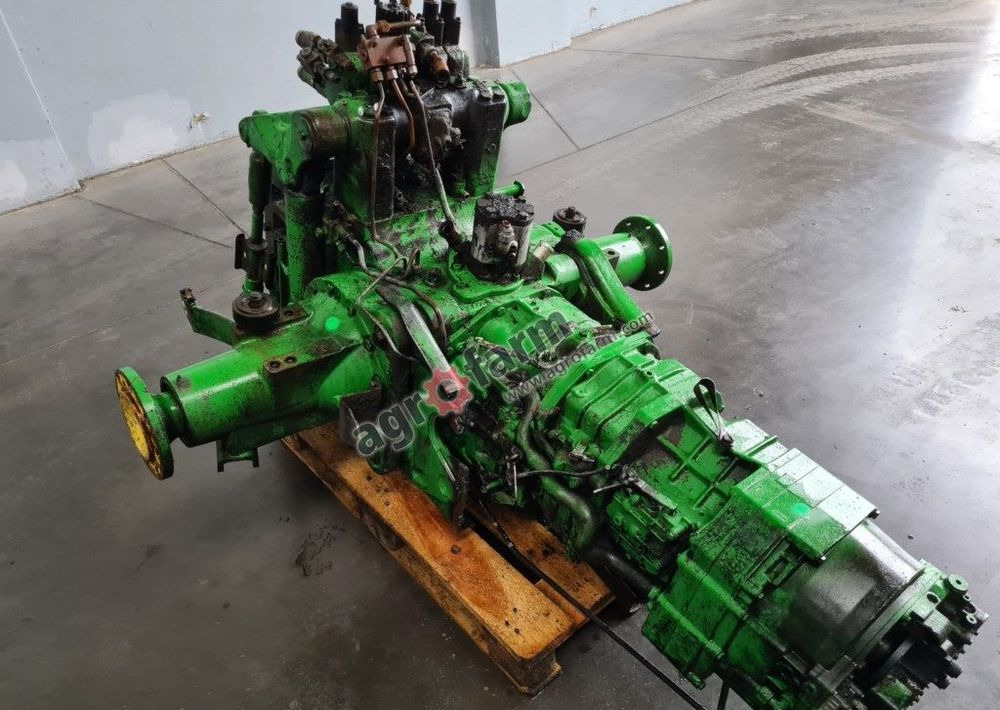 Tylny most i skrzynia biegów John Deere 6320 - Käigukast: pilt 3 Tylny most i skrzynia biegów John Deere 6320 - Käigukast: pilt 3