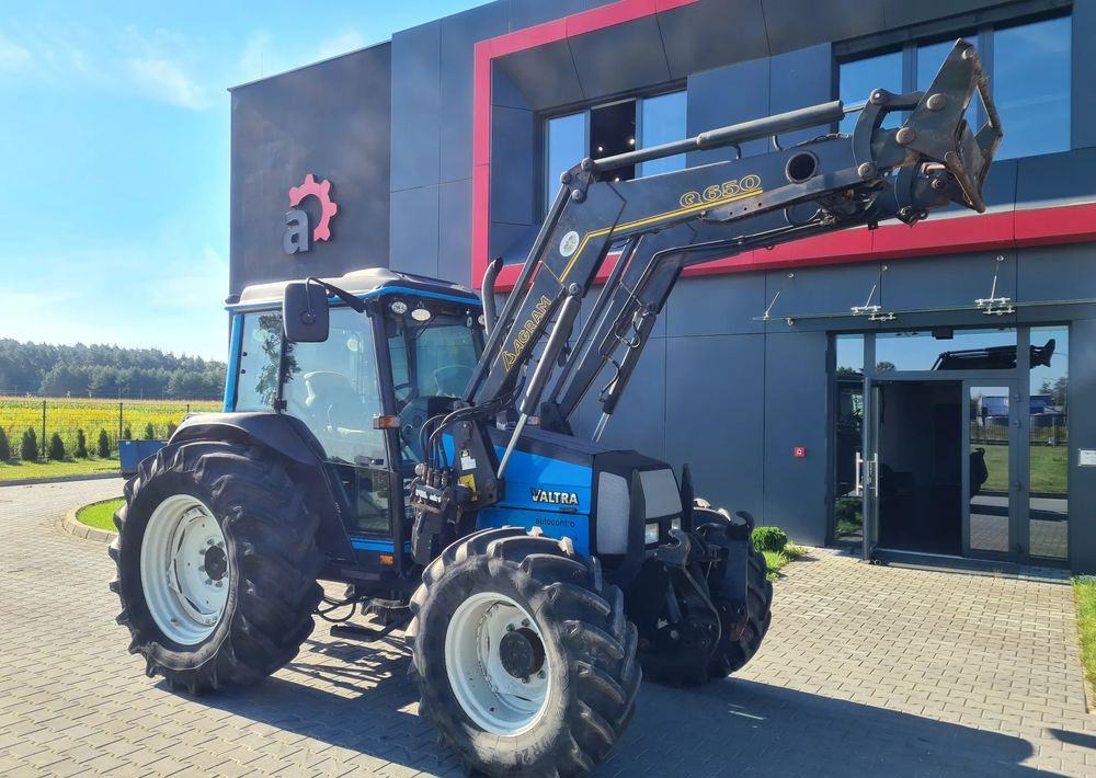 Valtra A95 - Traktor: pilt 2 Valtra A95 - Traktor: pilt 2