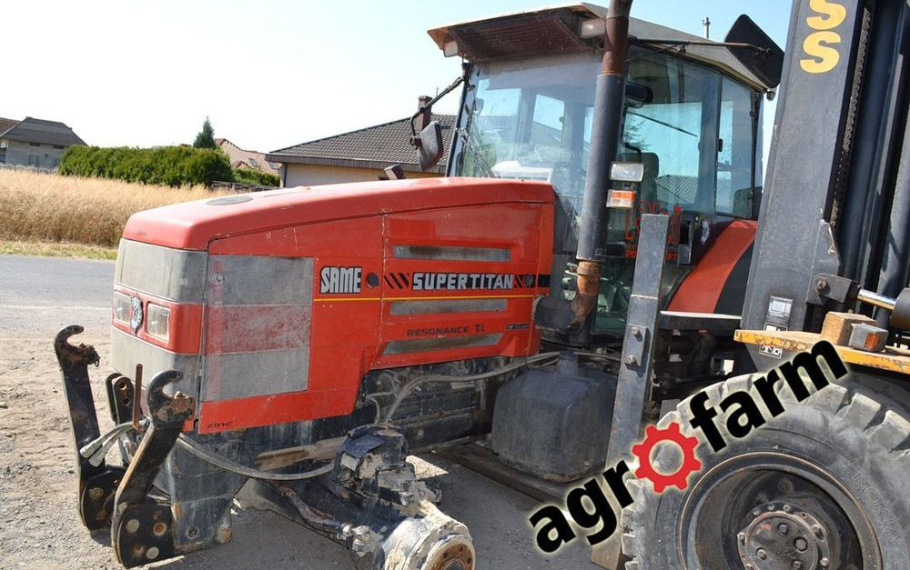 SAME Titan części 190 145 165 skrzynia silnik most oś napęd kabina podnośnik zwolnica głowica wał - Varuosa - Põllutööseade: pilt 3 SAME Titan części 190 145 165 skrzynia silnik most oś napęd kabina podnośnik zwolnica głowica wał - Varuosa - Põllutööseade: pilt 3
