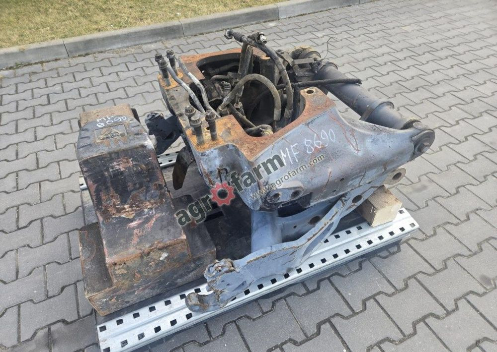 TUZ, przedni podnośnik, Massey Ferguson 8690 - Varuosa: pilt 1 TUZ, przedni podnośnik, Massey Ferguson 8690 - Varuosa: pilt 1