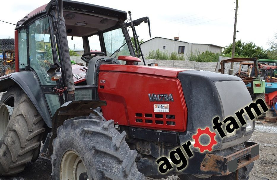 Varuosa - Põllutööseade Valtra  6250 6350 skrzynia silnik most zawór blok głowica zwolnica obudowa wał zwrotnica dyferencjał: pilt 1
