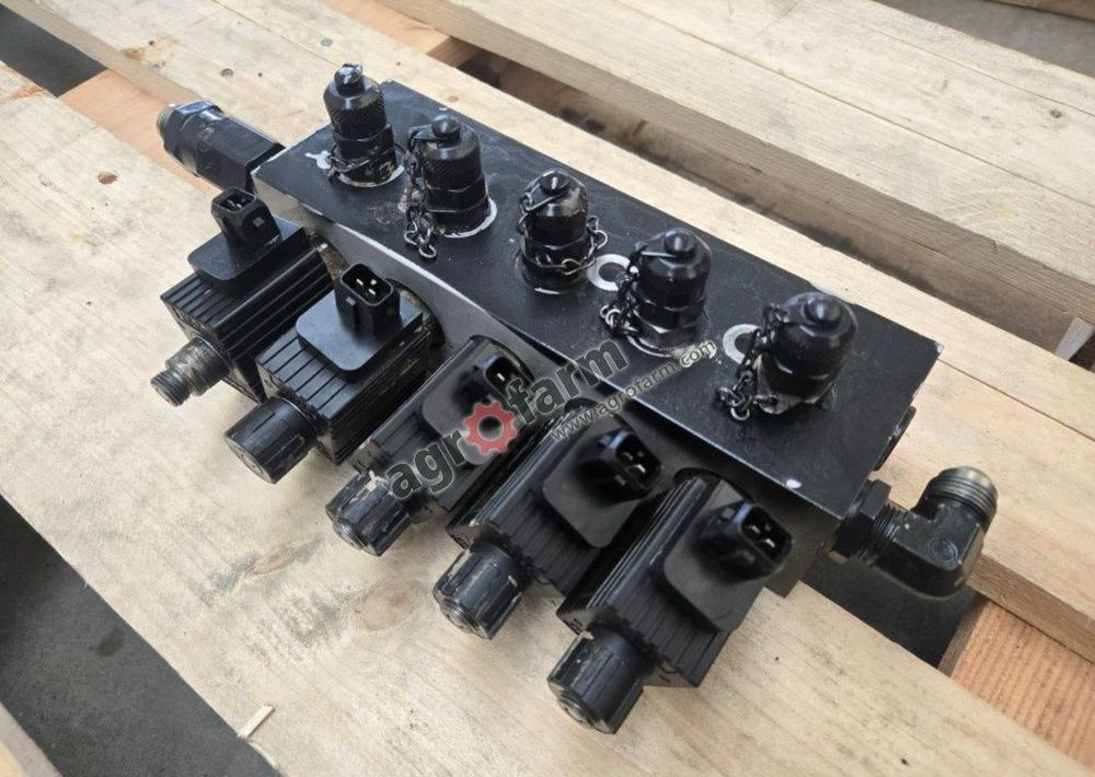 Zawór przyspieszacza Valtra T170, T171, T140 - Hüdraulika: pilt 1 Zawór przyspieszacza Valtra T170, T171, T140 - Hüdraulika: pilt 1