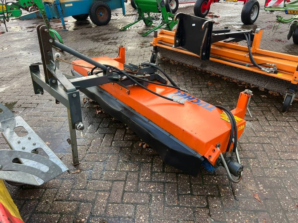 Tuchel EKM 230 HD veegmachine  - Hari: pilt 1 Tuchel EKM 230 HD veegmachine  - Hari: pilt 1