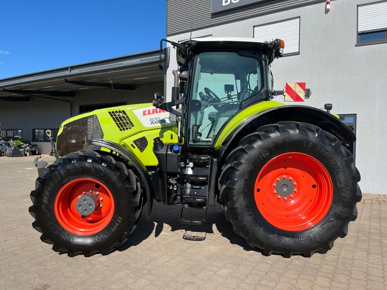 CLAAS Axion 870 C-Matic - Traktor: pilt 1 CLAAS Axion 870 C-Matic - Traktor: pilt 1
