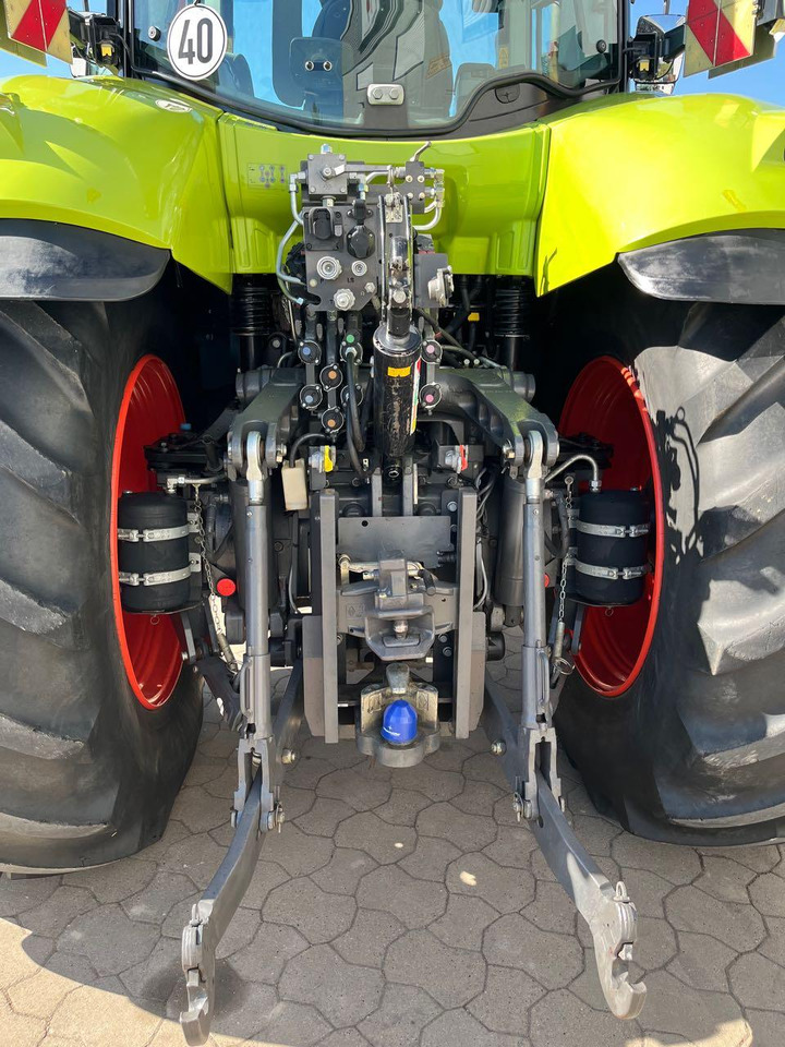 CLAAS Axion 870 C-Matic - Traktor: pilt 5 CLAAS Axion 870 C-Matic - Traktor: pilt 5