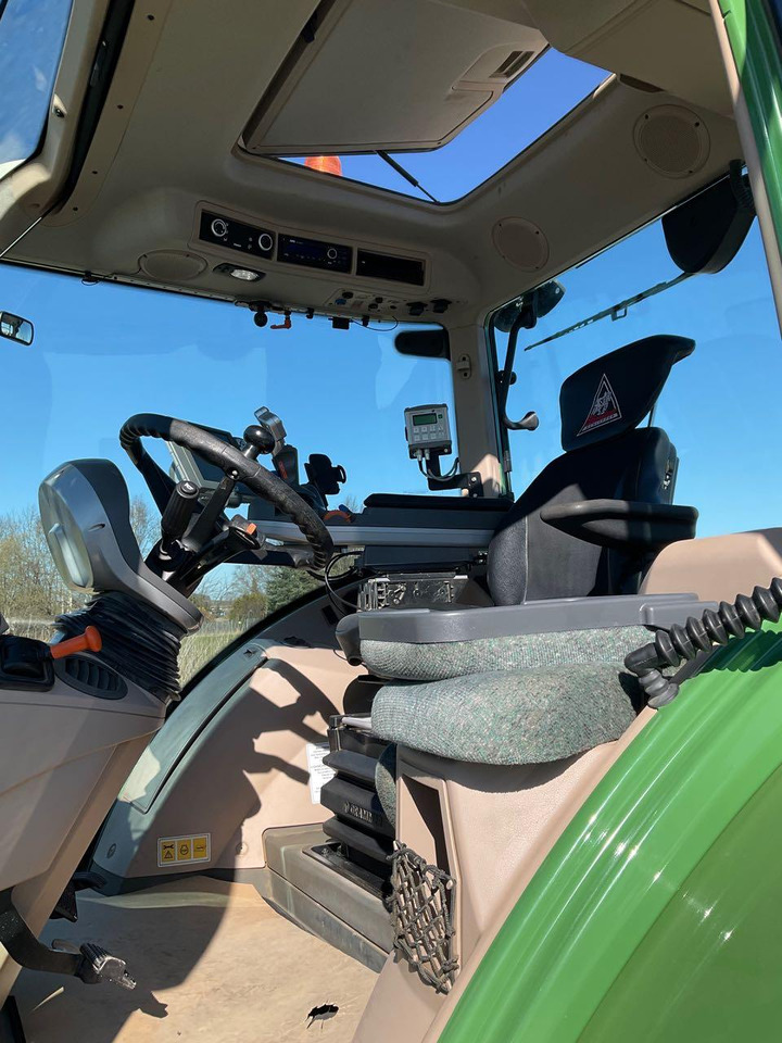 Fendt Vario 714 SCR Profi Plus - Traktor: pilt 4 Fendt Vario 714 SCR Profi Plus - Traktor: pilt 4
