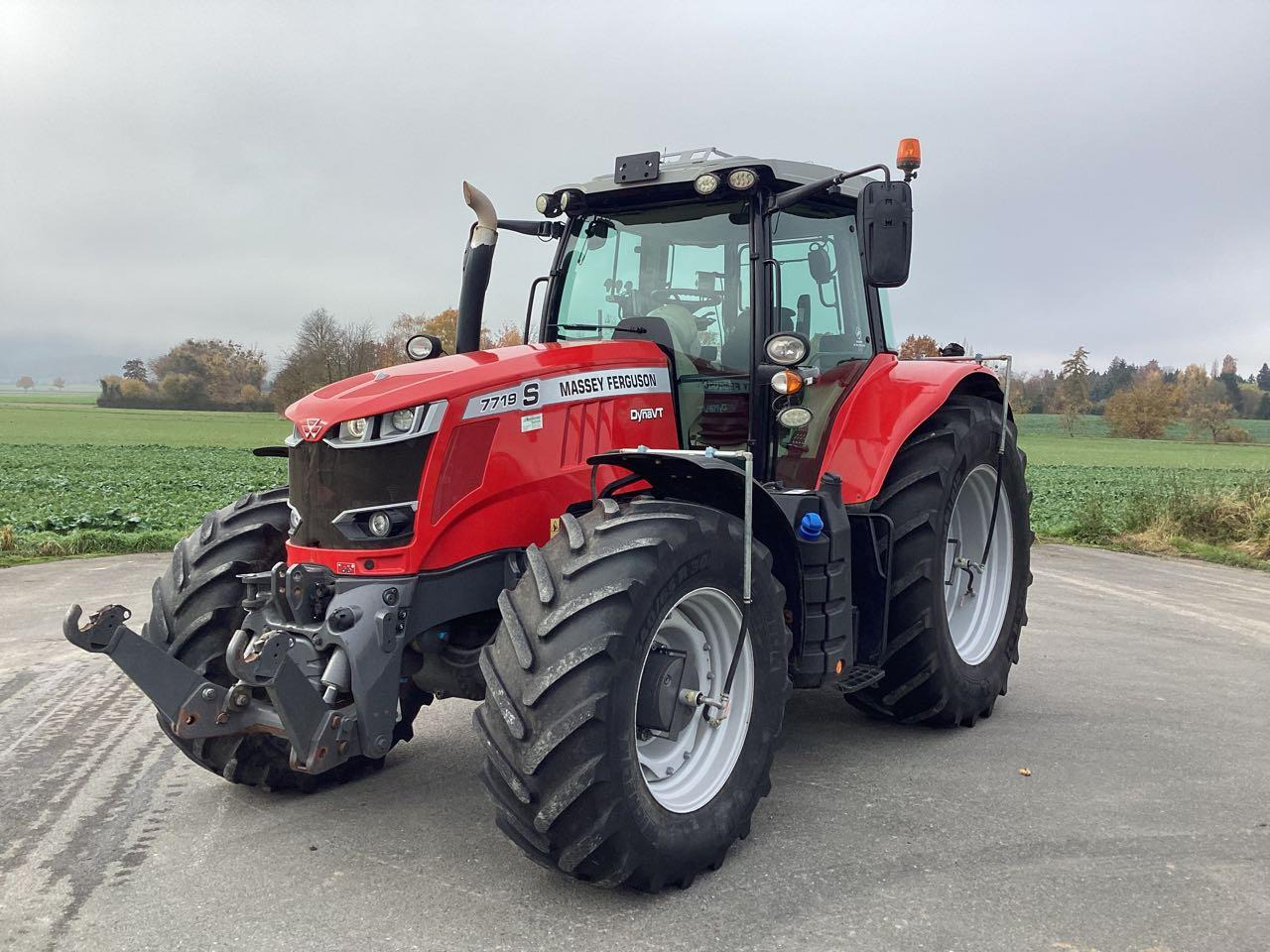 Massey Ferguson 7719 Dyna - VT - Traktor: pilt 1 Massey Ferguson 7719 Dyna - VT - Traktor: pilt 1