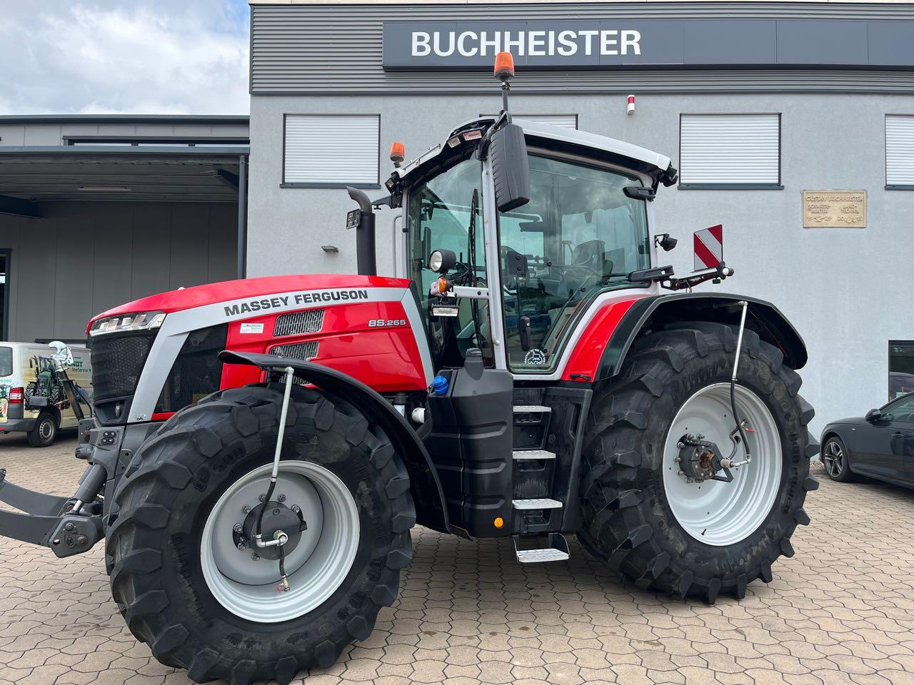 Massey Ferguson 8S.265 Dyna E-Power Exclusive - Traktor: pilt 1 Massey Ferguson 8S.265 Dyna E-Power Exclusive - Traktor: pilt 1