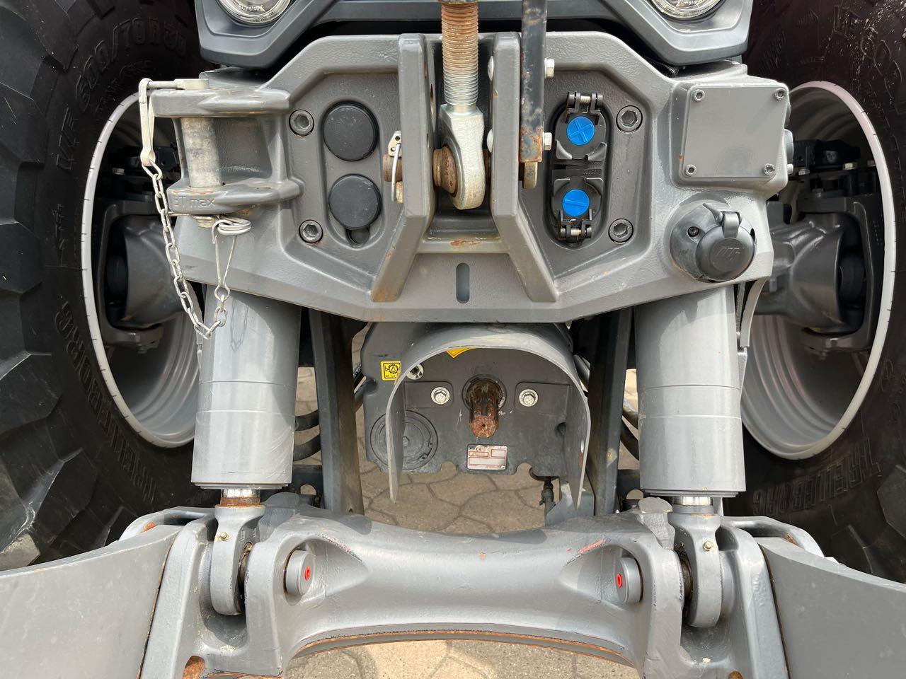 Massey Ferguson 8S.265 Dyna-VT Exclusive - Traktor: pilt 5 Massey Ferguson 8S.265 Dyna-VT Exclusive - Traktor: pilt 5