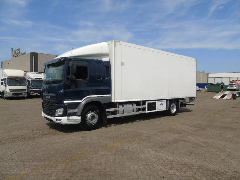 DAF CF 220 + CARRIER + EURO 6 + LIFT - Külmutiga veoauto: pilt 2 DAF CF 220 + CARRIER + EURO 6 + LIFT - Külmutiga veoauto: pilt 2
