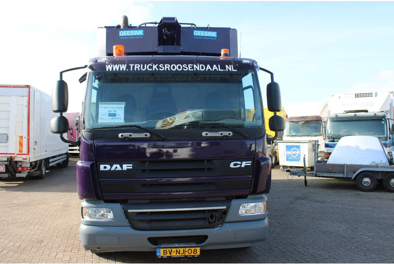 DAF CF 75 .250 + euro 5 + 6X2 - Prügiauto: pilt 2 DAF CF 75 .250 + euro 5 + 6X2 - Prügiauto: pilt 2