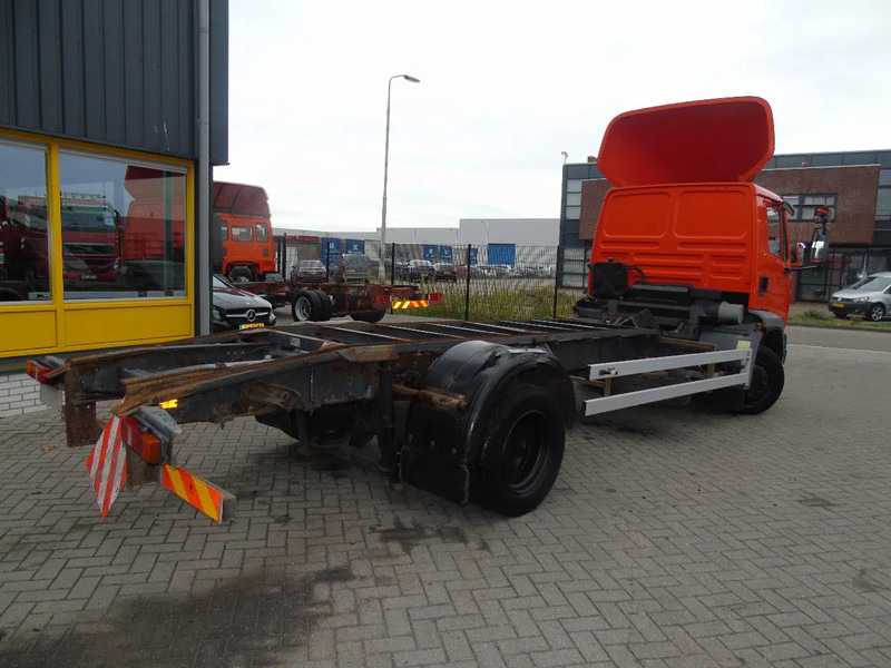 DAF LF 55.160 + EURO 2 + MANUAL + 12T - Kabiinišassiiga veoauto: pilt 3 DAF LF 55.160 + EURO 2 + MANUAL + 12T - Kabiinišassiiga veoauto: pilt 3