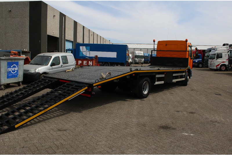 DAF LF 55.220 + HYDROLIC RAMPS + MANUAL - Treilerveoauto: pilt 3 DAF LF 55.220 + HYDROLIC RAMPS + MANUAL - Treilerveoauto: pilt 3