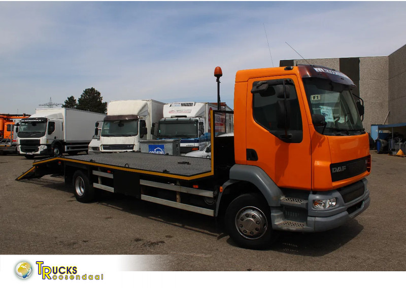 DAF LF 55.220 + HYDROLIC RAMPS + MANUAL - Treilerveoauto: pilt 1 DAF LF 55.220 + HYDROLIC RAMPS + MANUAL - Treilerveoauto: pilt 1