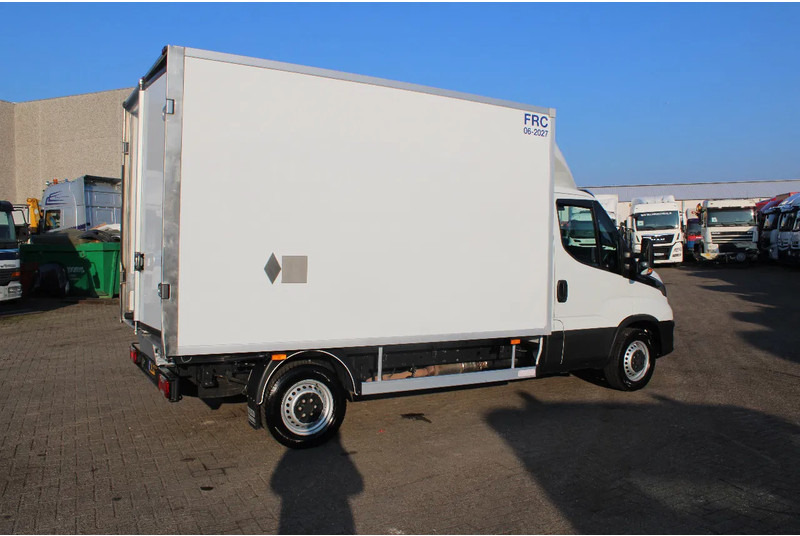 Iveco Daily 35S16 + CARRIER + FRC/ATP - Tarbesõiduk külmik: pilt 4 Iveco Daily 35S16 + CARRIER + FRC/ATP - Tarbesõiduk külmik: pilt 4