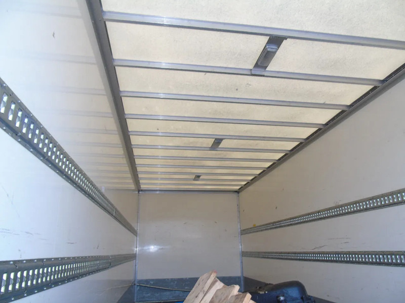 Iveco Eurocargo 120E19 + euro 6 + lift + BROKEN ENGINE - Kasti veoauto: pilt 3 Iveco Eurocargo 120E19 + euro 6 + lift + BROKEN ENGINE - Kasti veoauto: pilt 3