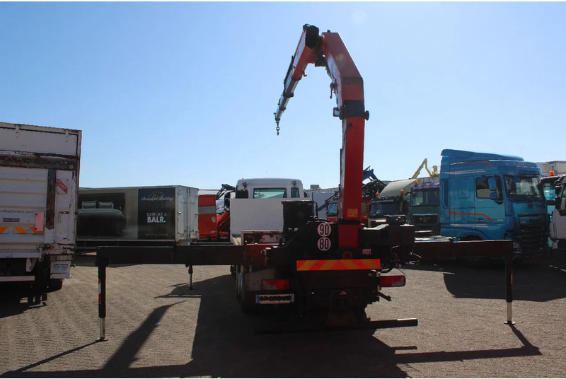 MAN TGS 26.440 + HMF 22T/M + remote + 6x2 steering + EURO 5 - Kraanaga veoauto: pilt 4 MAN TGS 26.440 + HMF 22T/M + remote + 6x2 steering + EURO 5 - Kraanaga veoauto: pilt 4