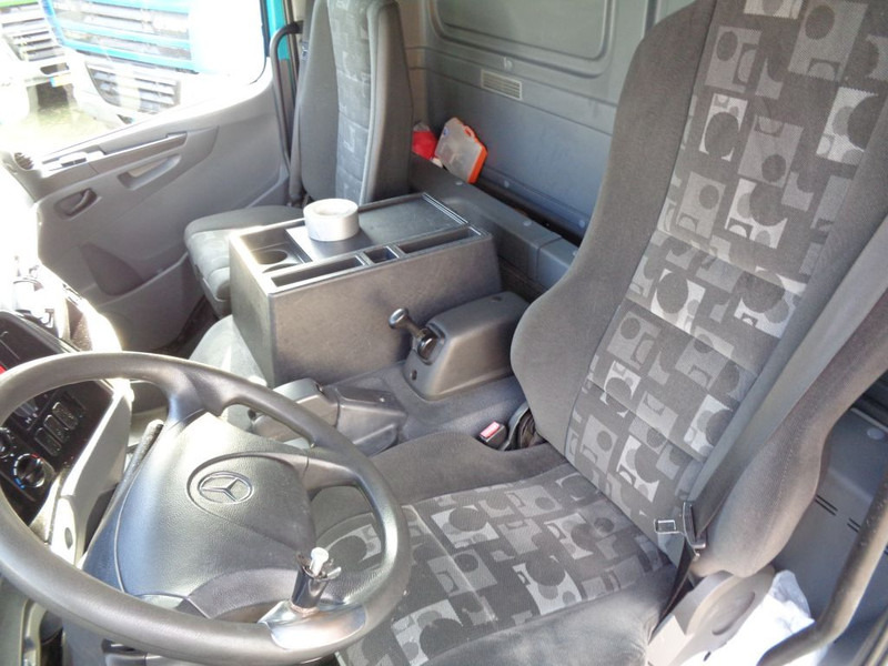 Mercedes-Benz AXOR 1823 + Dhollandia Lift - Kasti veoauto: pilt 4 Mercedes-Benz AXOR 1823 + Dhollandia Lift - Kasti veoauto: pilt 4