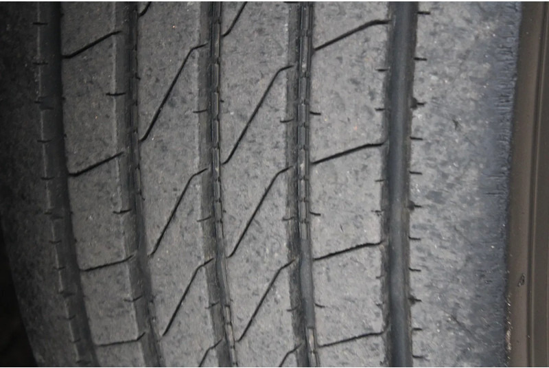 Kasti veoauto Mercedes-Benz Antos 360 + euro 6 + lift: pilt 14