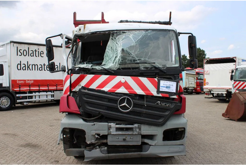 Mercedes-Benz Axor 2633 + HIAB 144 BS 2 HIDUO + 6X2+REMOTE - Kraanaga veoauto: pilt 3 Mercedes-Benz Axor 2633 + HIAB 144 BS 2 HIDUO + 6X2+REMOTE - Kraanaga veoauto: pilt 3
