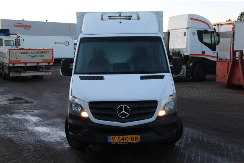 Mercedes-Benz Sprinter 316 + THERMO KING - Tarbesõiduk külmik: pilt 2 Mercedes-Benz Sprinter 316 + THERMO KING - Tarbesõiduk külmik: pilt 2